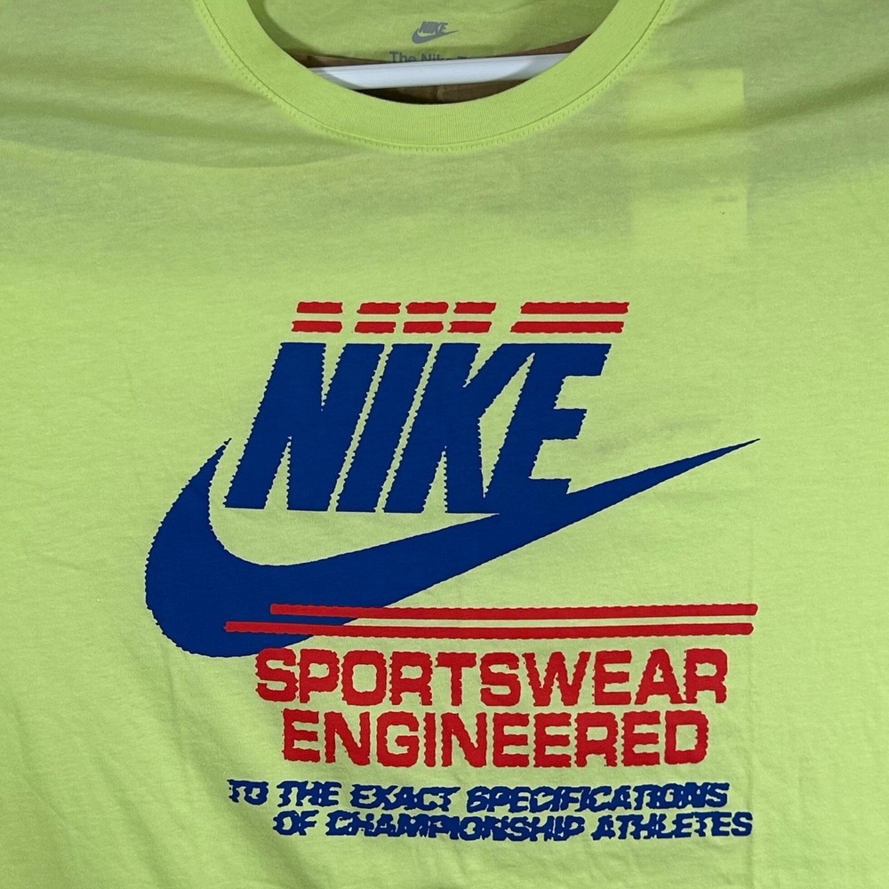 Nike Sportswear Engineered Mens 3XL Lime Green Graphic T-Shirt New